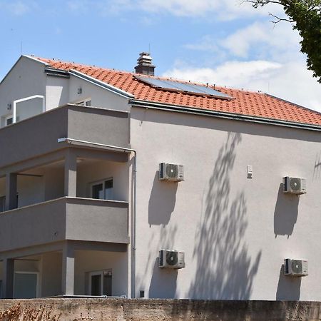 Luka Apartments Biograd Na Moru Eksteriør bilde