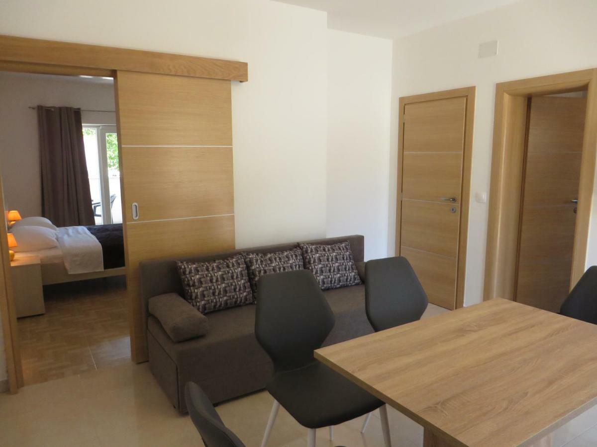 Luka Apartments Biograd Na Moru Eksteriør bilde