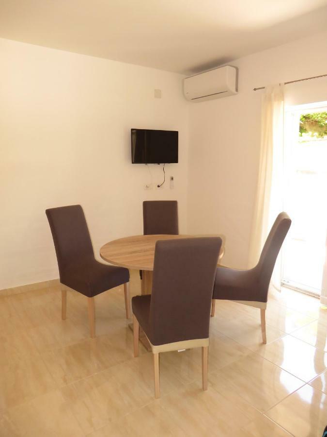 Luka Apartments Biograd Na Moru Eksteriør bilde