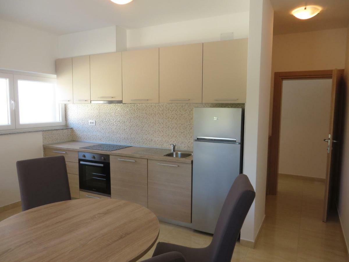 Luka Apartments Biograd Na Moru Eksteriør bilde